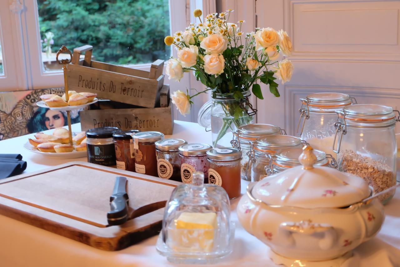Bed and Breakfast La Guilbaudiere Saint-Herblain Exterior foto