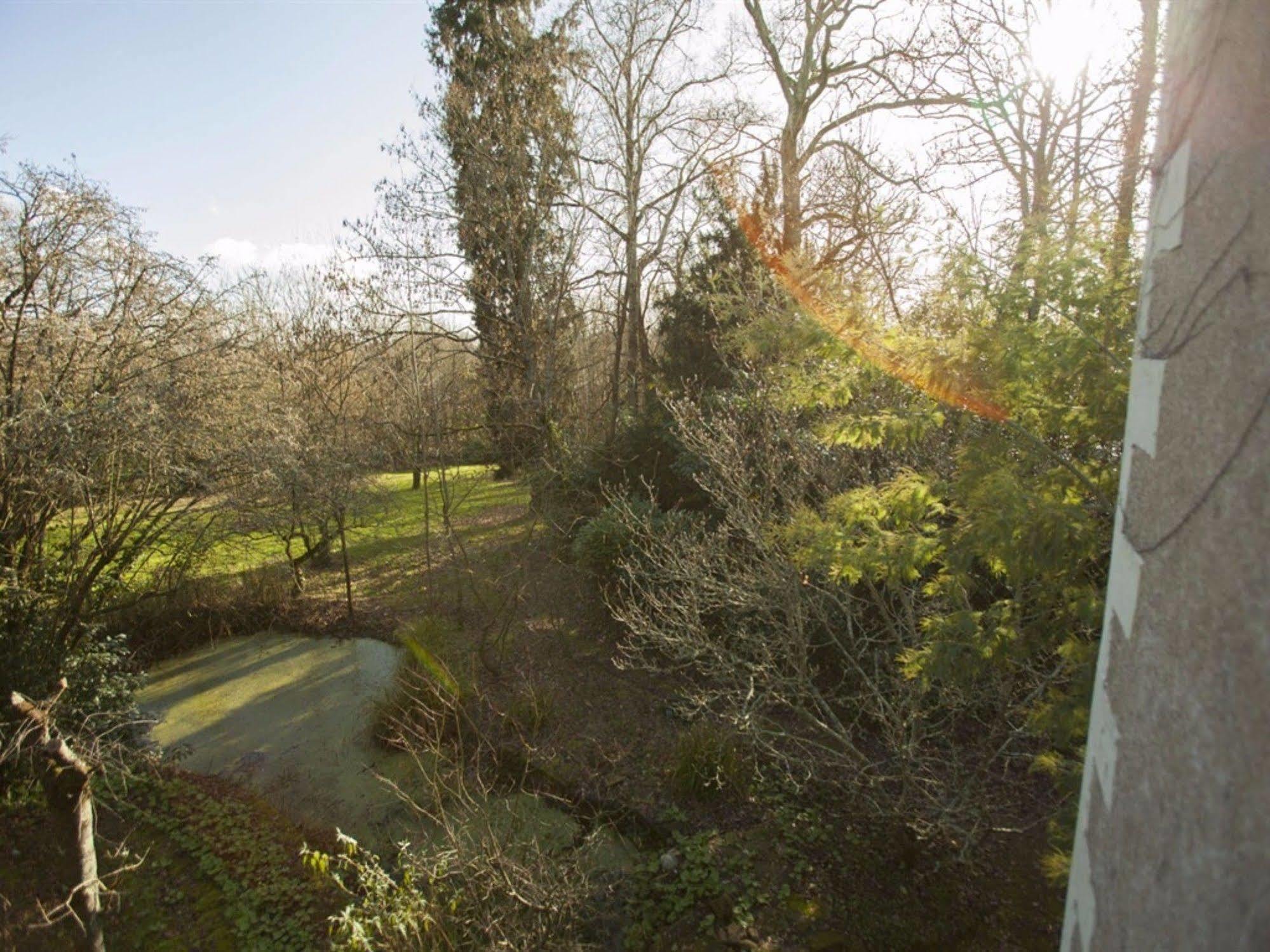 Bed and Breakfast La Guilbaudiere Saint-Herblain Exterior foto